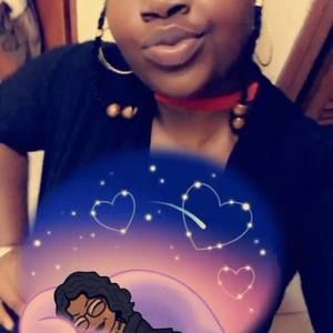 Meet your Posher, Nadia